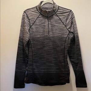 Kirkland womens large Striped Half-Zip Active Pullover Stretchy White Black